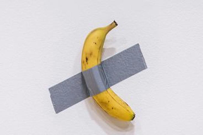 Famous duct-taped banana sells for €5.8 million at art aucti