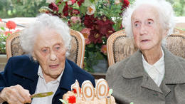 What’s the secret to living to 100? Centenarian stem cells could offer clues

A bank of cells from p